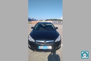Opel Astra Sports Toure 2011 764075