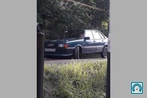 Audi 80  1982 764214