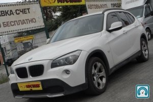 BMW X1  2011 764810