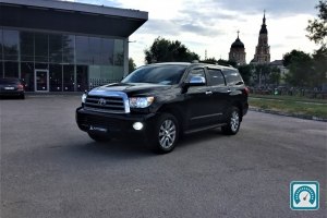 Toyota Sequoia Limited 2011 766329