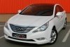 Hyundai Sonata  2012.  3