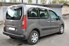 Peugeot Partner  2011.  5