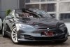 Tesla Model S  2017.  2