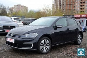 Volkswagen e-Golf  2019 818987