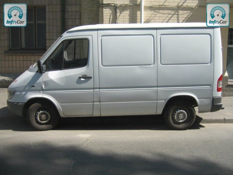 Mercedes Benz Sprinter 212