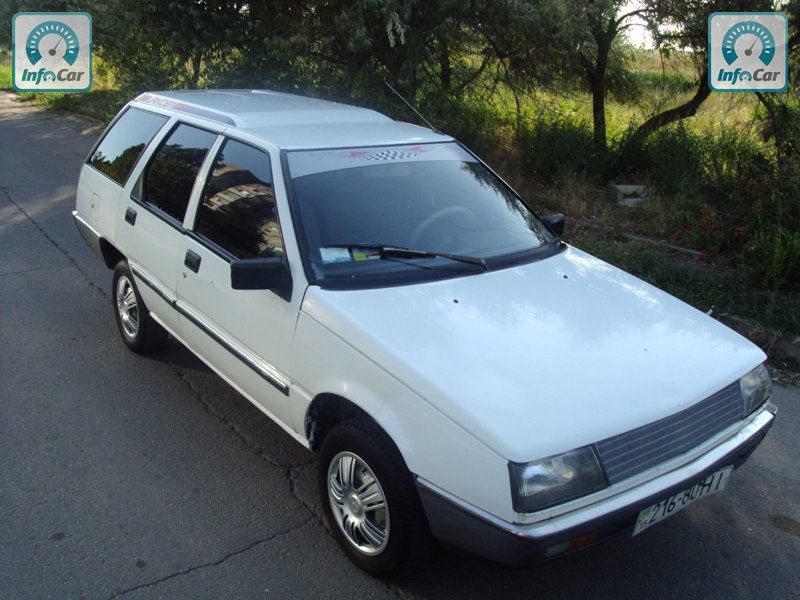 Lancer 1988. Mitsubishi Lancer 1987 универсал. Митсубиси Лансер 1987. Митсубиси Лансер 1988. Mitsubishi Lancer 1988 универсал.