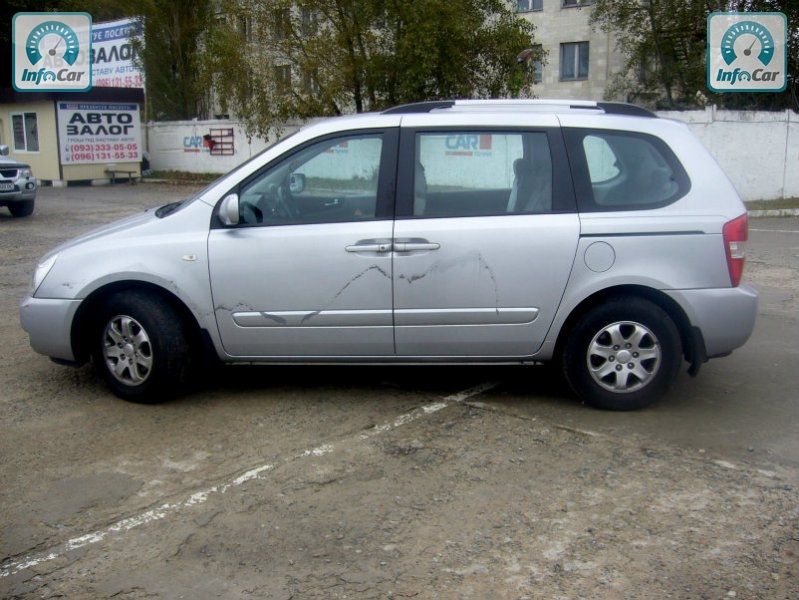 Kia carnival 2008