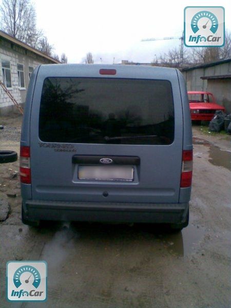 Ford tourneo connect 2004