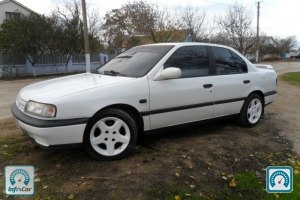 Nissan Primera P10 1992 №272678