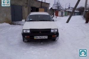 Mitsubishi Colt  1986 №299621
