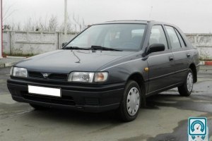 Nissan Sunny  1995 №310039