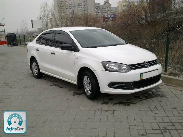 Volkswagen Polo 2011 в комплектации Trendline