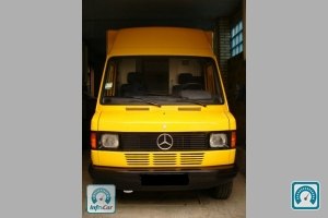 Mercedes Sprinter почтальйон 1994 №401477
