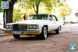 Cadillac Brougham D'Elegance 1988 №406703