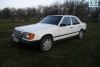 Mercedes E-Class 200 W124 1986. Фото 1