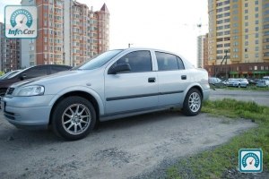 Opel Astra  2004 521279