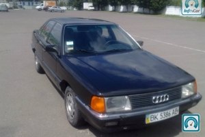 Audi 100  1983 550939
