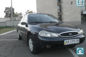 Ford Mondeo 2 1999 556707