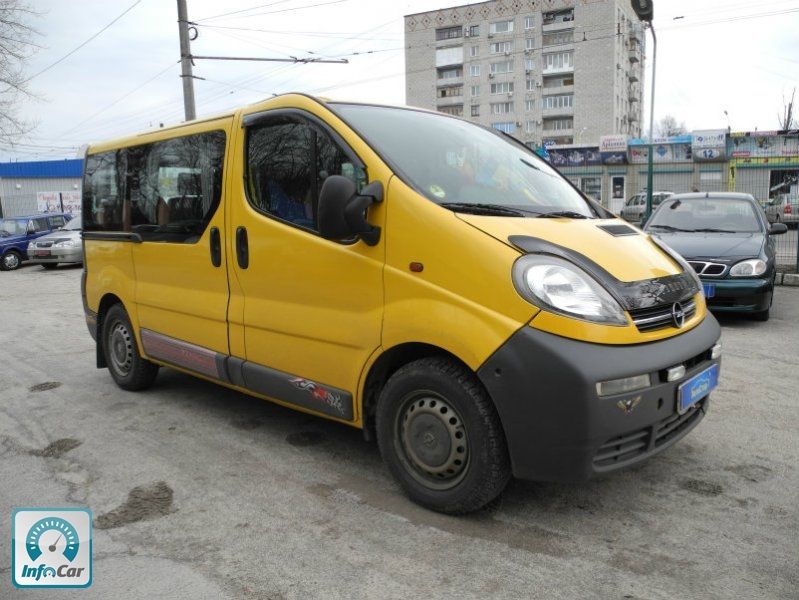 opel vivaro 2004