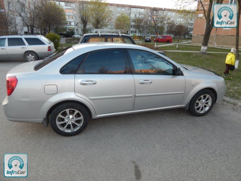 Шевроле lacetti 2007