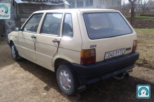 Fiat Uno  1988 597473