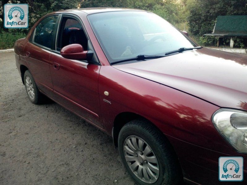 Daewoo nubira 2001