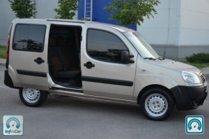 Fiat Doblo  2012 619229