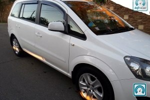 Opel Zafira  2012 638306