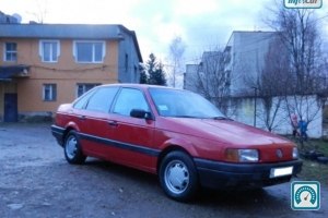 Volkswagen Passat  1989 660824