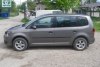 Volkswagen Touran  2010.  12