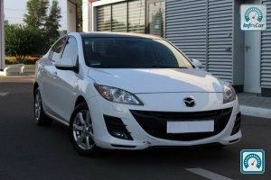 Mazda 3 Touring+ 2011 675386