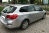 Opel Astra  2011.  6