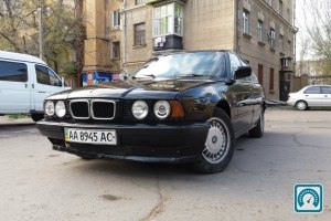 BMW 5 Series  1990 713297