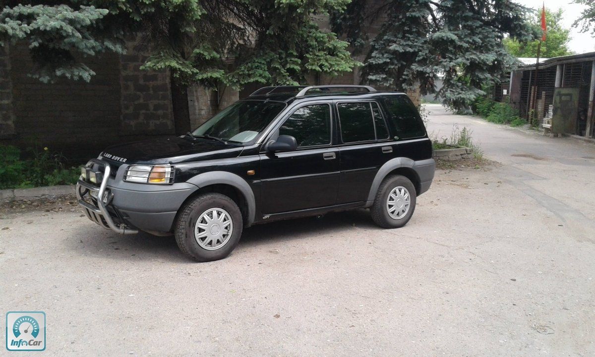 Купить автомобиль Land Rover Freelander 1998 (черный) с