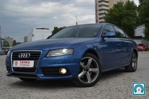 Audi A4  2011 719381