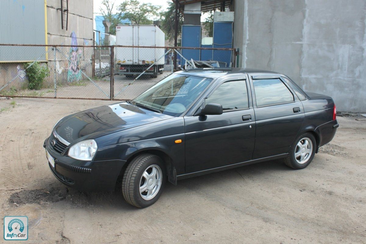 Lada priora 2008