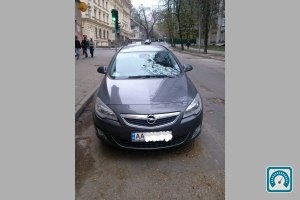 Opel Astra Sports Toure 2011 743792