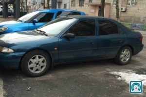 Ford Mondeo 1.8 1993 747164