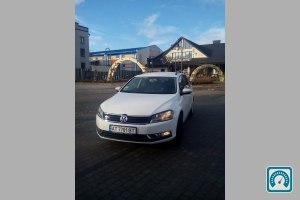 Volkswagen Passat  2012 750835