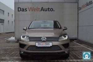 Volkswagen Touareg  2016 751974
