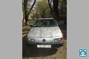Volkswagen Passat  1989 753884