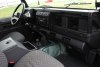 Land Rover Defender  2003.  8