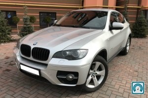 BMW X6  2011 755076
