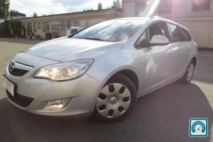 Opel Astra  2012 756633