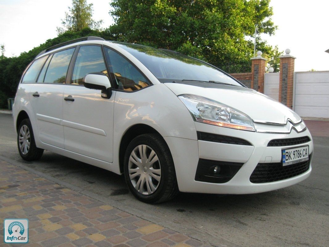 Продам ситроен. Peugeot Picasso Grand.