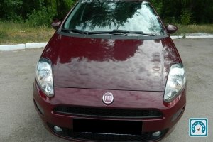 Fiat Grande Punto  2012 758671