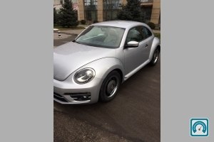 Volkswagen Beetle  2015 760893