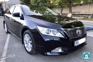 Toyota Camry 3.5Lux 2012 765333