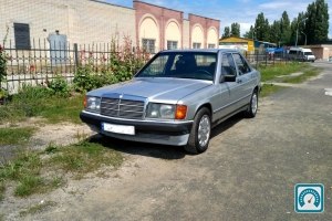 Mercedes 190  1989 765349