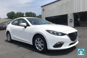 Mazda 3  2016 766428